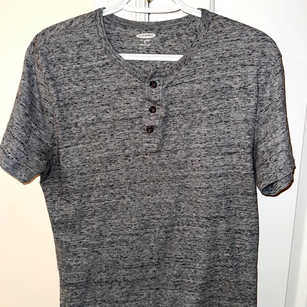 Old Navy Men’s Grey Lightweight & Soft Shirt